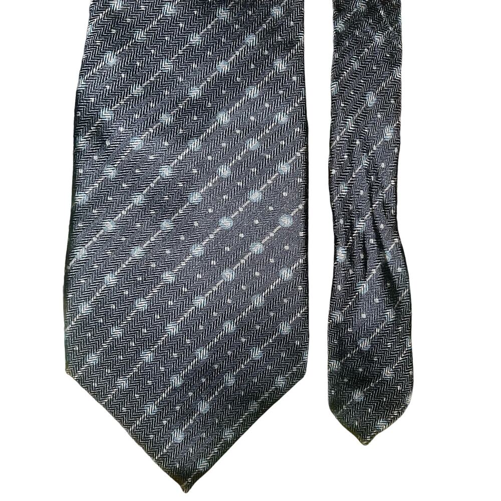 DKNY Men’s Black and Silver Neck Tie
